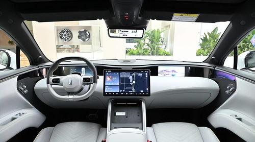 阿维塔12最新爆料,豪华智能电动SUV,科技与性能的完美融合